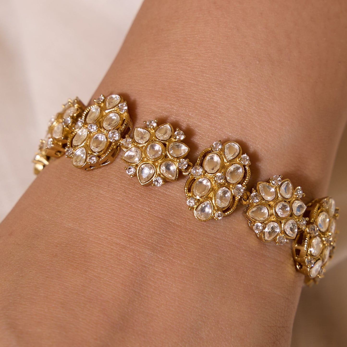 Sheesh Floral Polki Matte Gold Bracelet