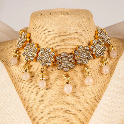 Floral Polki Blush Bead Choker Set - Malaiyyo