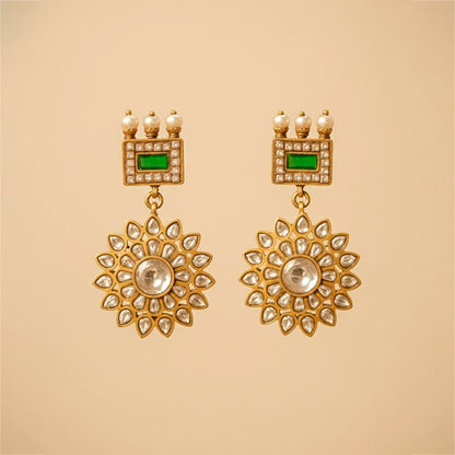 Emerald Frame Floral Drop Earrings - Malaiyyo